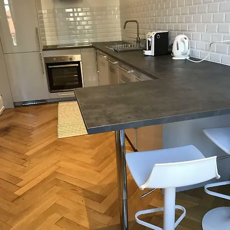 Apartment 6 Rue De Zurich *